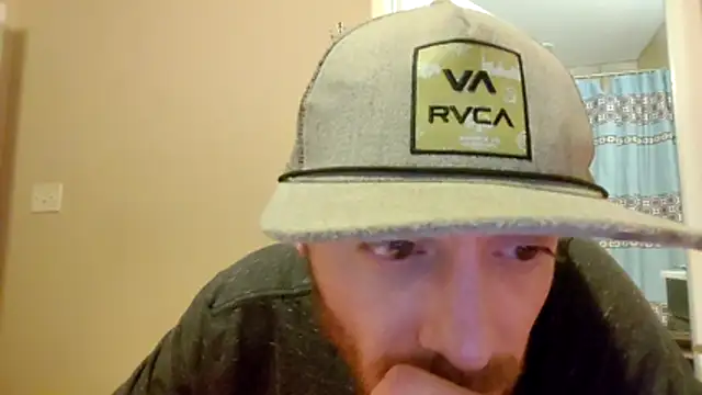 Huntzg23 online show from 12-15-25, 01:32