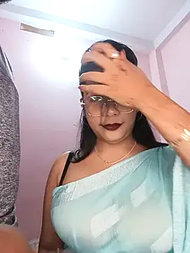 Snapshot of Hot-shot99 chatting on 11-01-25, 04:53 Hot-shot99 online show from 11-01-25, 04:53