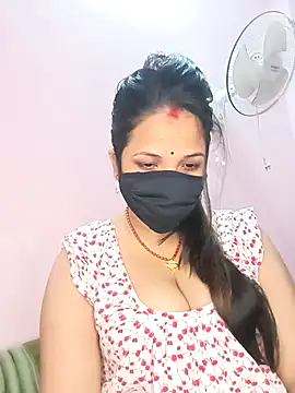 Snapshot of Hot-shot99 chatting on 11-12-25, 08:15 Hot-shot99 online show from 11-12-25, 08:15