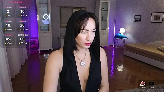 Snapshot of AnneHaddaway chatting on 11-30-25, 06:45 AnneHaddaway online show from 11-30-25, 06:45