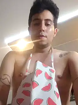 GamerQuinn online show from 12-19-24, 05:40