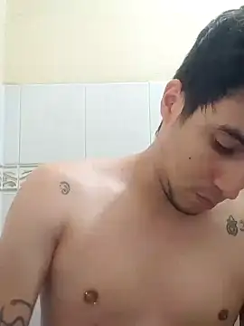 GamerQuinn online show from 12-27-24, 05:48