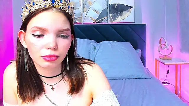 Snapshot of Curvy_Dynamite_ chatting on 02-28-25, 07:37 Curvy Dynamite online show from 02-28-25, 07:37