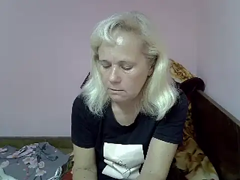 sakura blonde online show from 12-29-24, 09:30
