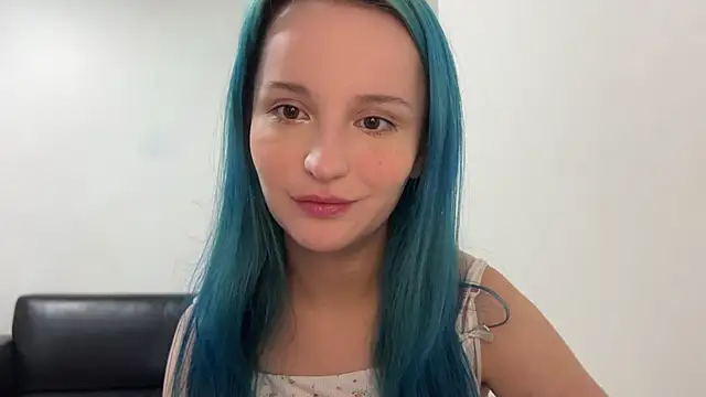 bumble bee online show from 01-02-25, 04:02