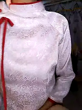 Lucy limon online show from 10-21-25, 08:09