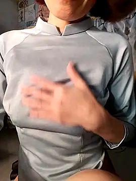 Lucy limon online show from 11-04-25, 07:46