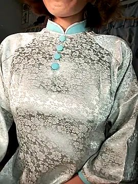 Lucy limon online show from 12-20-25, 10:33