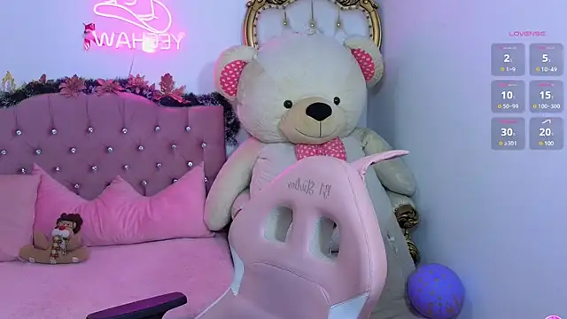 Emilly tay online show from 12-29-24, 06:24