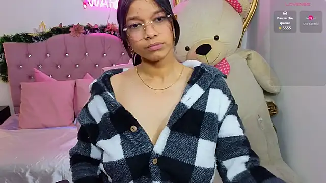 Emilly tay online show from 01-03-25, 06:01