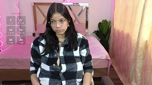 Emilly tay online show from 01-03-25, 03:12