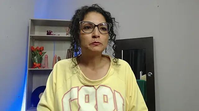 arianna ros3 online show from 01-25-25, 05:40