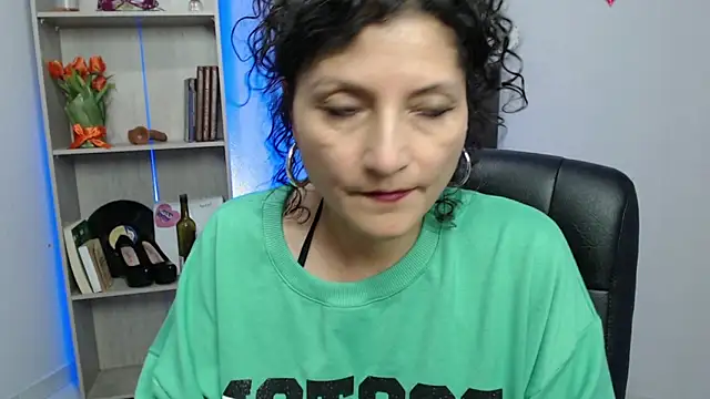 arianna ros3 online show from 03-04-25, 06:50