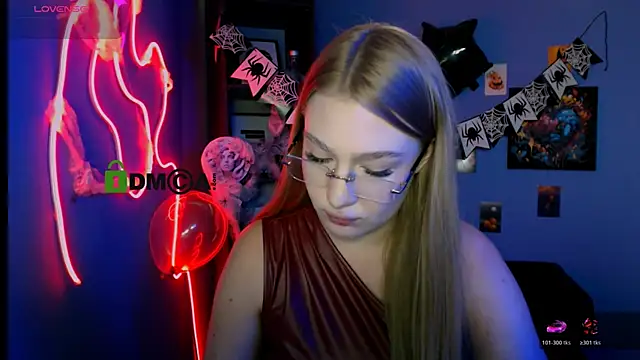 playful sophie online show from 10-27-25, 05:28