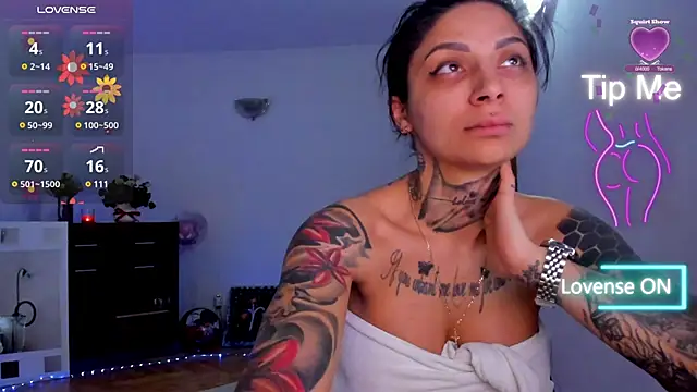 Lucky Deniz online show from 03-08-25, 01:50