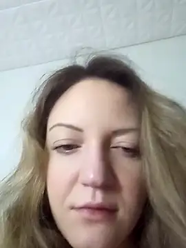 Snapshot of KattyLuuu chatting on 02-28-26, 08:21 KattyLuuu online show from 02-28-26, 08:21