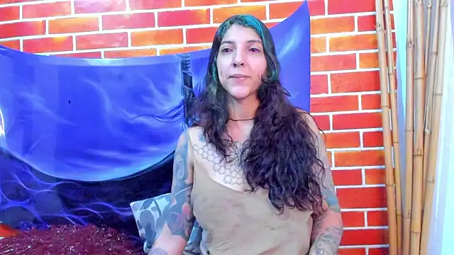 marlenna online show from 01-06-25, 04:02