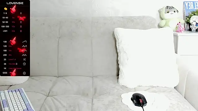 Snapshot of molly_sweetbabe chatting on 01-27-25, 08:39 molly sweetbabe online show from 01-27-25, 08:39