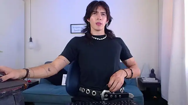 Snapshot of andreey50 chatting on 12-20-24, 08:12 andreey50 online show from 12-20-24, 08:12