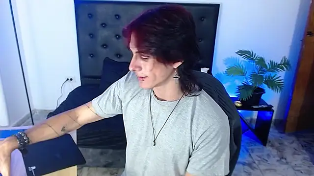 andreey50 online show from 12-03-25, 08:51