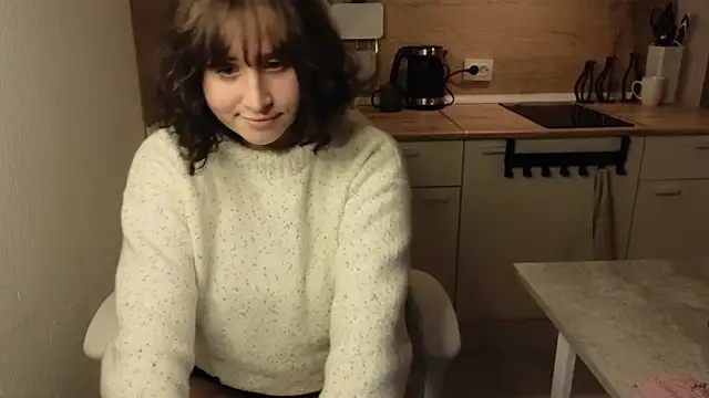 whatamarrie online show from 12-18-24, 10:02