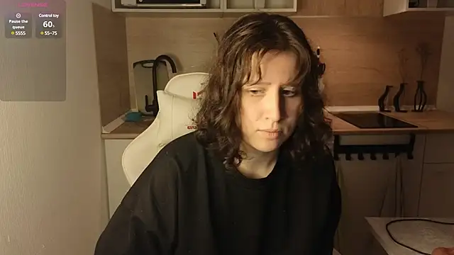 whatamarrie online show from 12-26-24, 06:43