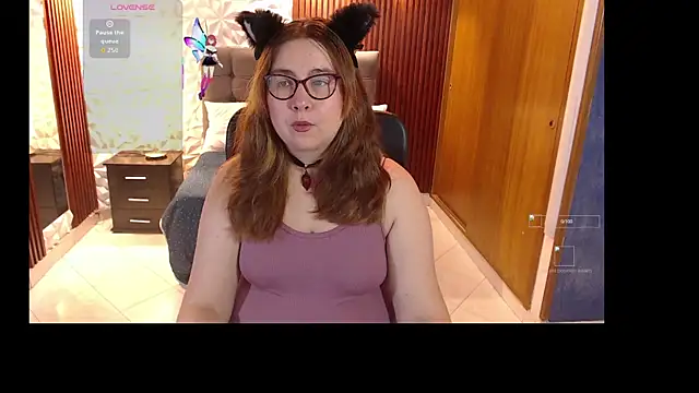 Snapshot of chloe_prg chatting on 09-09-25, 05:07 chloe prg online show from 09-09-25, 05:07