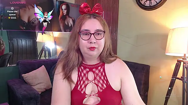 Snapshot of chloe_prg chatting on 11-12-25, 03:01 chloe prg online show from 11-12-25, 03:01