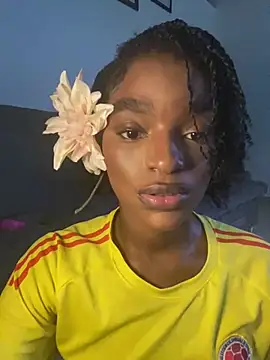 Zizi-campbel online show from 02-08-25, 12:50