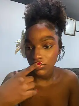 Zizi-campbel online show from 02-13-25, 11:17