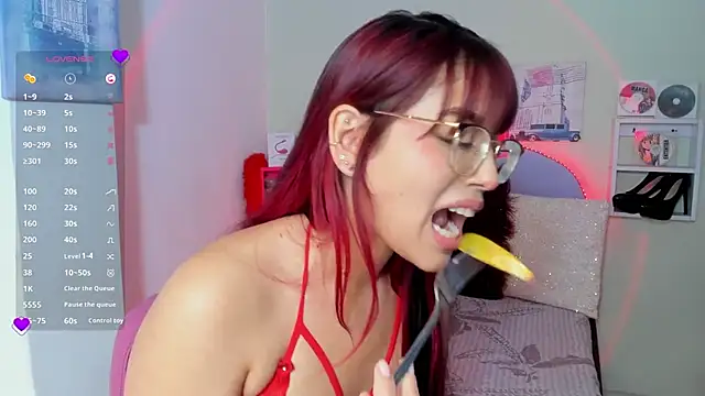 Fresita Rosita online show from 01-28-25, 03:25