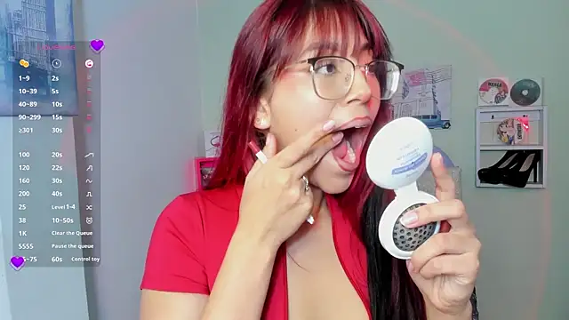 Fresita Rosita online show from 02-06-25, 02:58