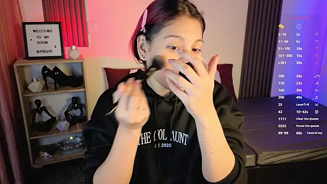 Fresita Rosita online show from 10-14-25, 12:17