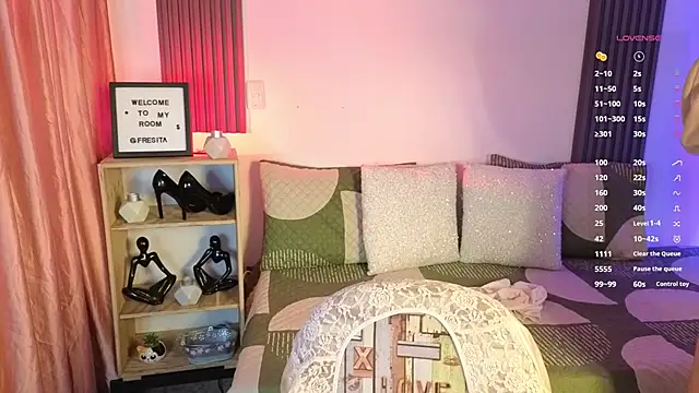 Fresita Rosita online show from 10-21-25, 12:28