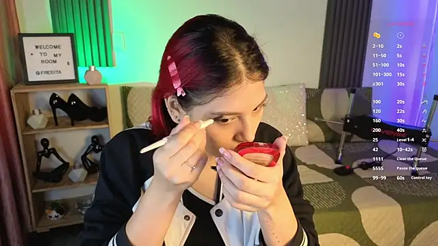 Fresita Rosita online show from 10-23-25, 12:26