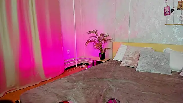 Cheryl  Brown online show from 02-13-25, 04:43