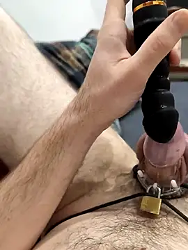 Snapshot of LeoSubLifestyle4You chatting on 03-04-25, 08:16 LeoSubLifestyle4You online show from 03-04-25, 08:16