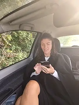 sansan2411 online show from 10-14-25, 11:00