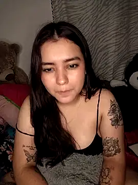 Snapshot of Ema_kraus chatting on 03-18-25, 09:52 Ema kraus online show from 03-18-25, 09:52