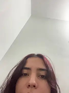 Snapshot of Ema_kraus chatting on 02-24-26, 01:03 Ema kraus online show from 02-24-26, 01:03