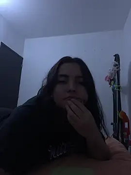 Snapshot of Ema_kraus chatting on 03-03-26, 01:23 Ema kraus online show from 03-03-26, 01:23