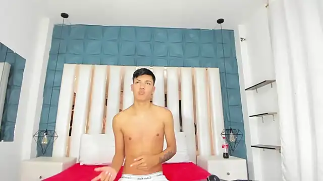 Angel xxx online show from 02-13-25, 07:42