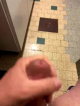 mikiss789 online show from 11-02-25, 04:15