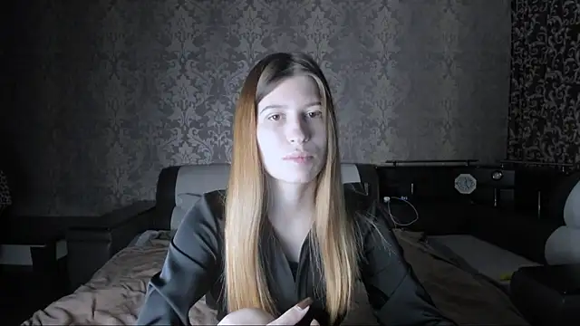 Snapshot of Agnes_Allenn chatting on 11-04-25, 08:35 Agnes Allenn online show from 11-04-25, 08:35