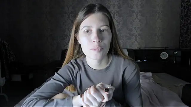 Snapshot of Agnes_Allenn chatting on 11-13-25, 10:03 Agnes Allenn online show from 11-13-25, 10:03