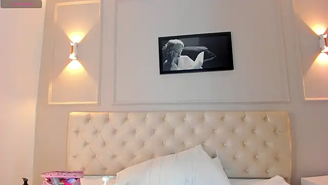 anniemartinezz online show from 12-19-24, 12:45