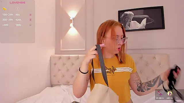 anniemartinezz online show from 02-06-25, 11:43