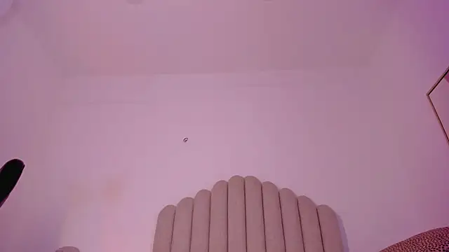 anniemartinezz online show from 03-04-25, 05:45