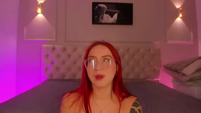 anniemartinezz online show from 09-14-25, 01:32