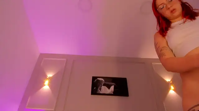 anniemartinezz online show from 09-15-25, 12:27